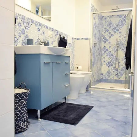 Mela & Cannella 公寓