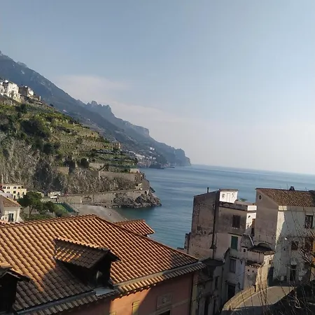 Mela & Cannella 公寓 *