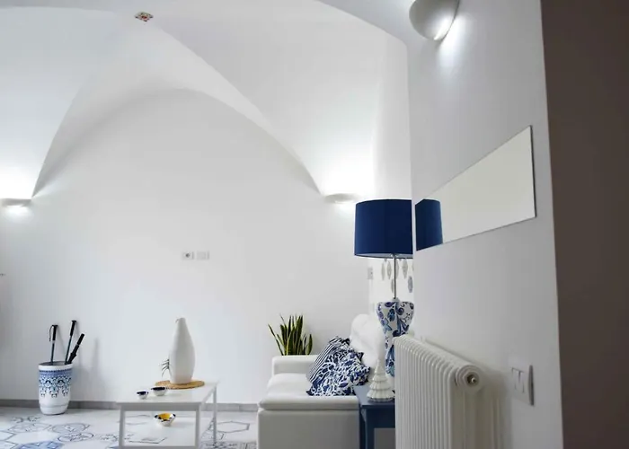 Mela & Cannella 아파트 미노리